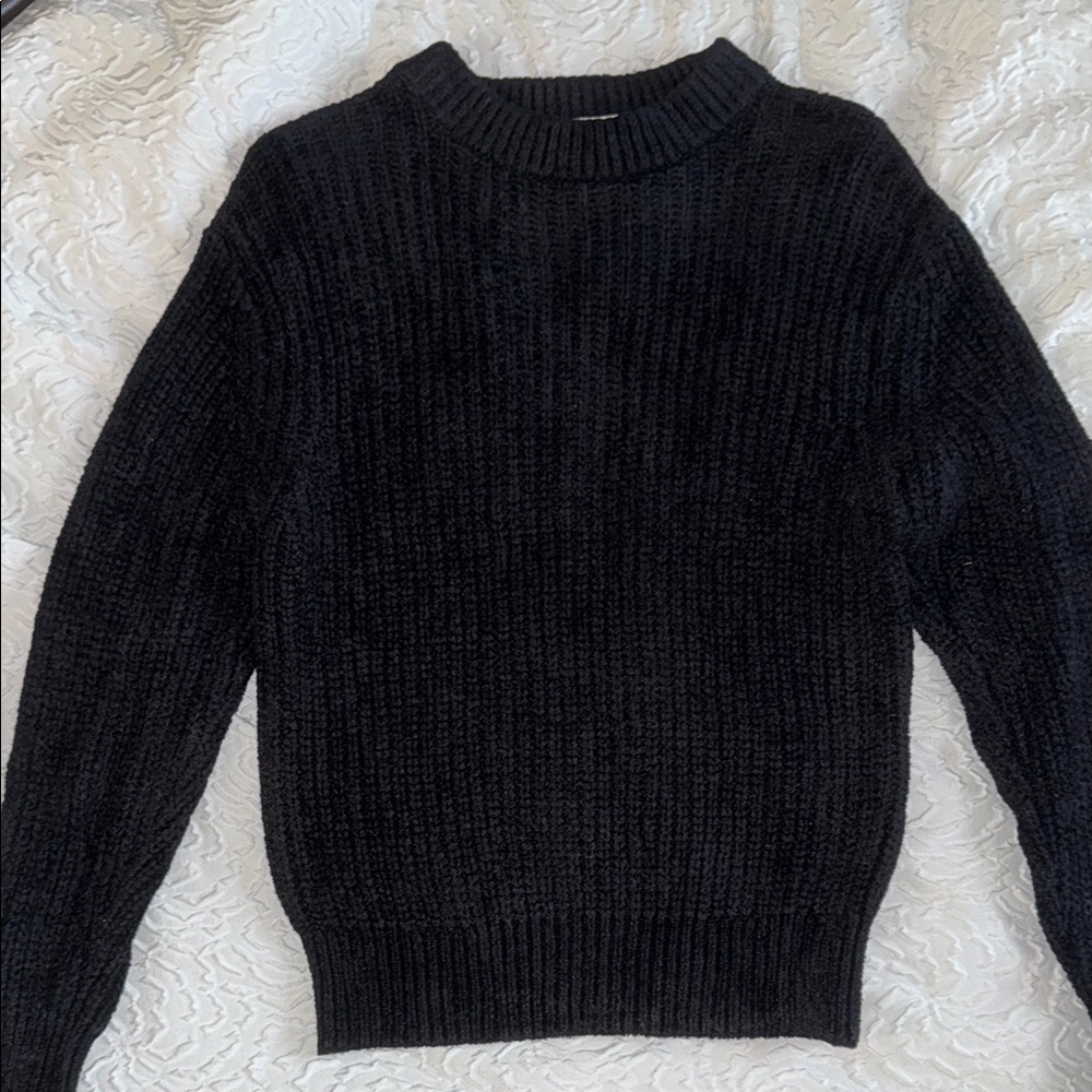 Wilfred Black Ribbed Crewneck Sweater